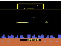 une photo d'Ã©cran de Defender sur Atari 2600